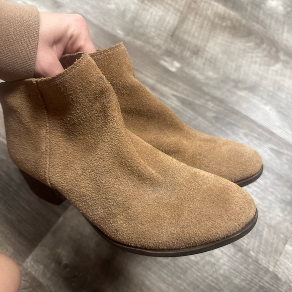 Lucky Brand LP-BELVVA Ankle Booties Size 6 - Picture 10 of 10